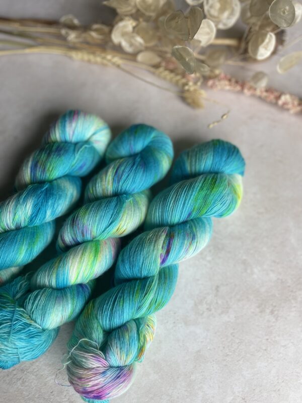 Blue Lagoon Merino lace singles